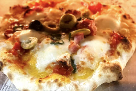 本格ナポリピザ